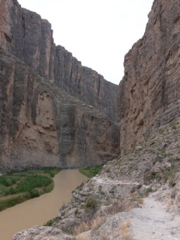 Santa elena canyon. Photo by Rick Taylor. Copyright Borderland Tours. All rights reserved.